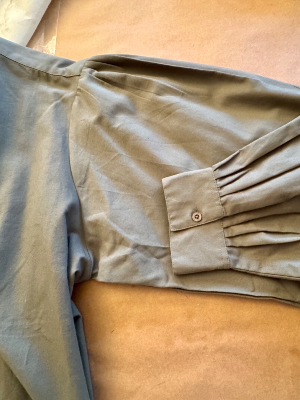 J Peterman Poets Shirt - Picture 5 of 7